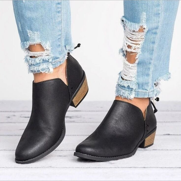 Low V-Cut booties with Back Zipper